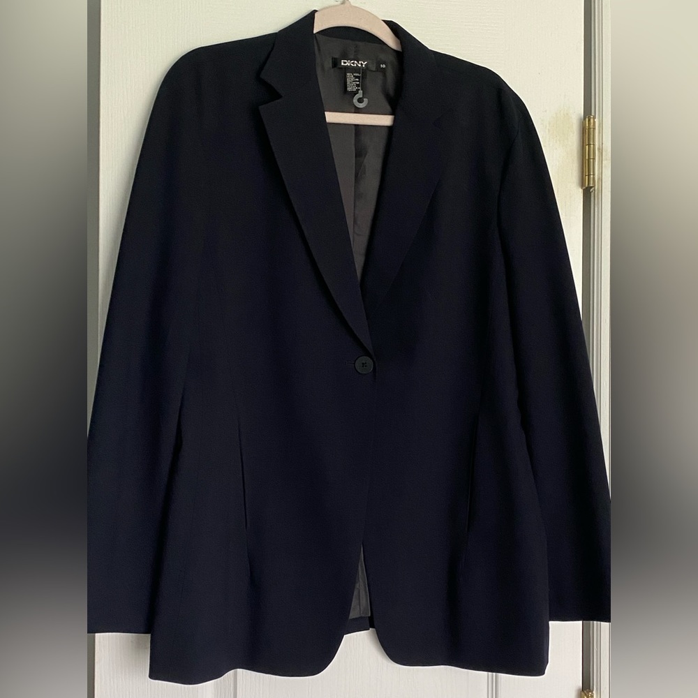 DKNY Dark Blue Single Button 100% wool Lined Blazer jacket pockets Size 10